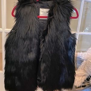 Fur vest